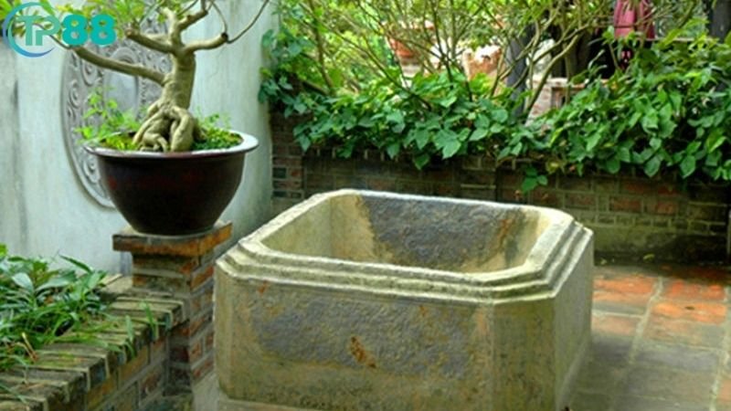 Giếng Trước Cửa Nhà Có Tốt Không? Hiểm Họa Phong Thủy Ít Ai Biết 2 gieng-truoc-cua-nha-co-tot-khong-1